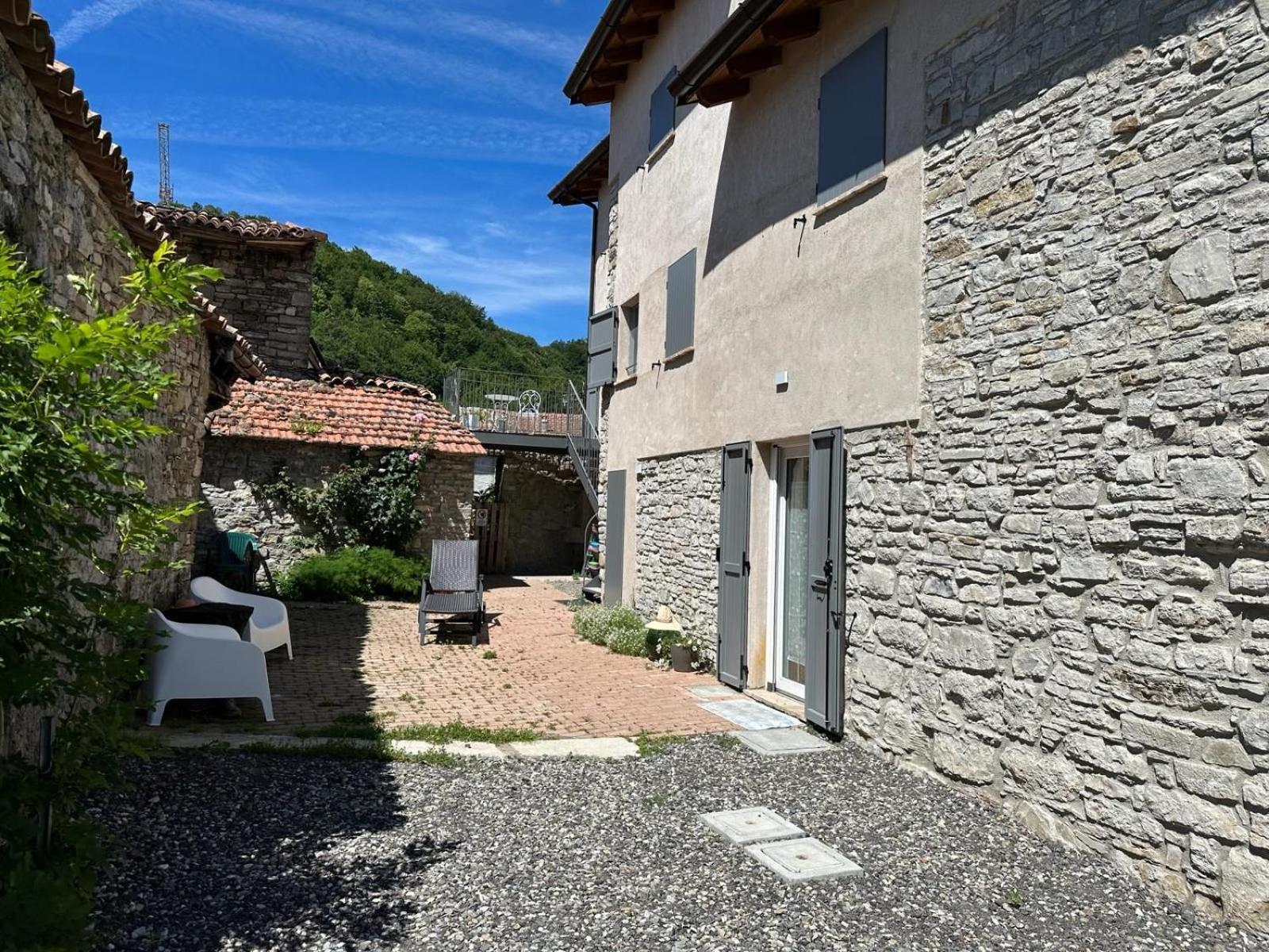 Вилла Casa Del Giglio A Cadelmonte Valle  Экстерьер фото